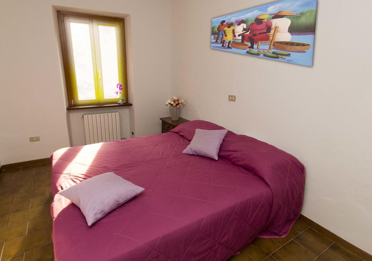 Casa Madali' - Nel Borgo Apartment Marone Luaran gambar