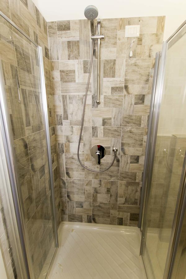 Casa Madali' - Nel Borgo Apartment Marone Luaran gambar
